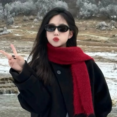 沧海遗珠映月寒